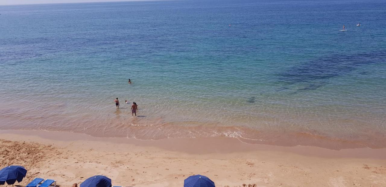 Beautiful Apartment Directly At The Beach Of ทากาเซาท์ ภายนอก รูปภาพ